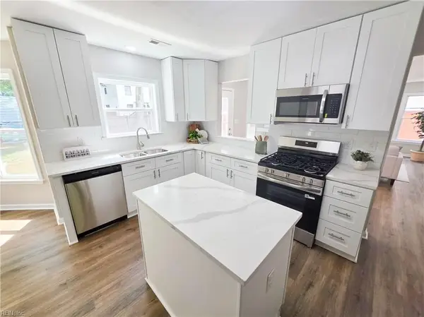 220 Upland Drive, Hampton, VA 23666