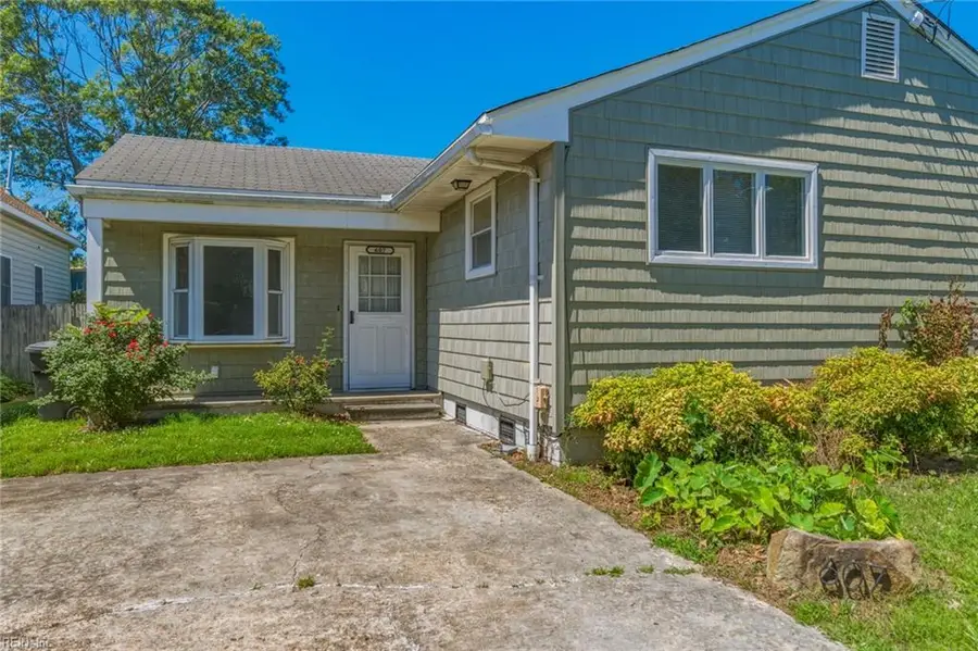 607 16th Street, Virginia Beach, VA 23451 - #2