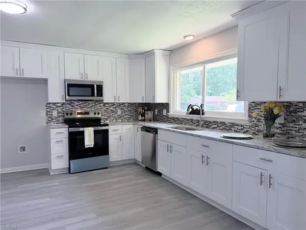 10 C C Spaulding Drive, Hampton, VA 23666
