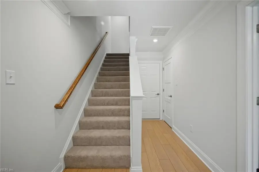 9 Bracewell Lane, Yorktown, VA 23692 - #3