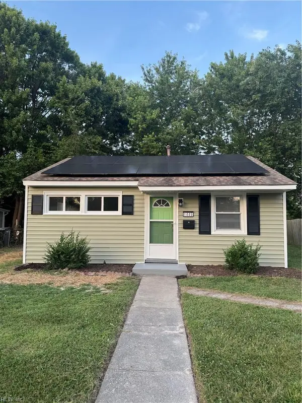 1445 Oakcrest Drive, Hampton, VA 23663