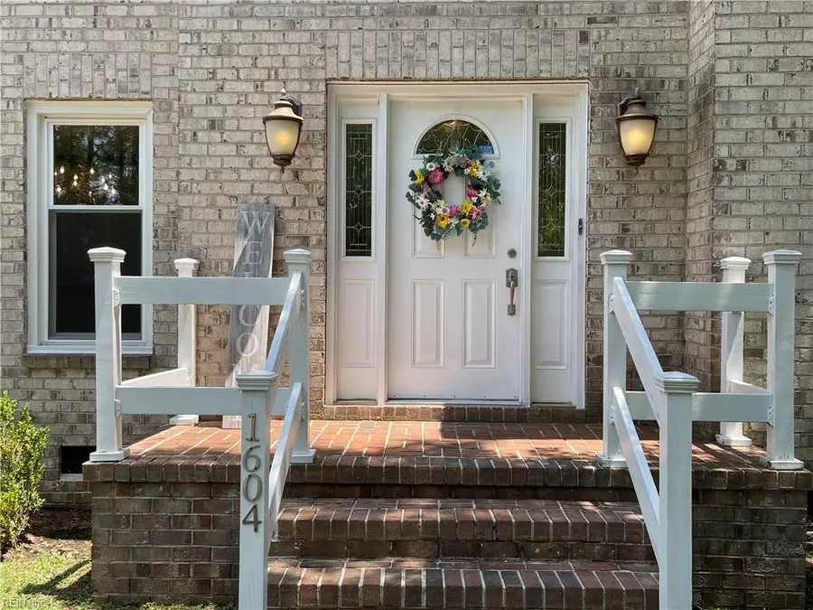 1604 Grey Friars Chase, Virginia Beach, VA 23456 - #3