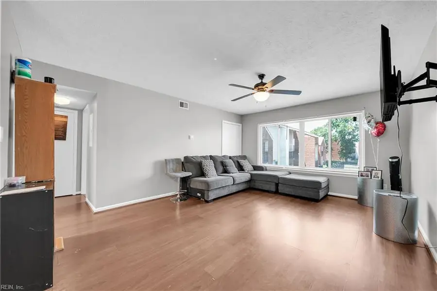 240 Pacific Drive, Hampton, VA 23666 - #2