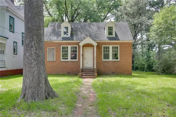 450 Douglas Avenue, Portsmouth, VA 23707