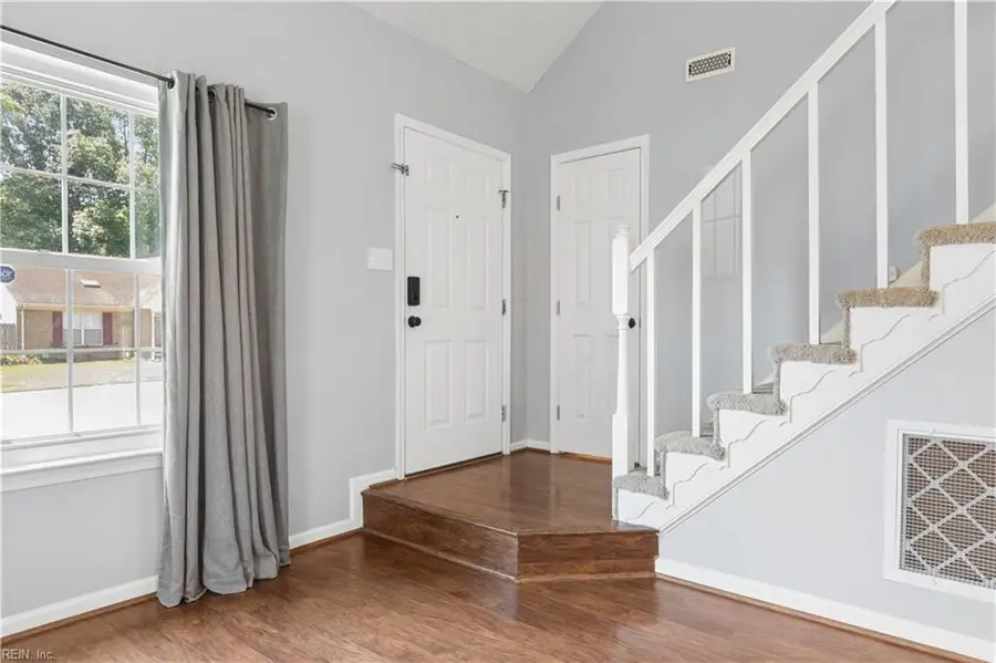 106 Kincaid Lane, Hampton, VA 23666 - #3