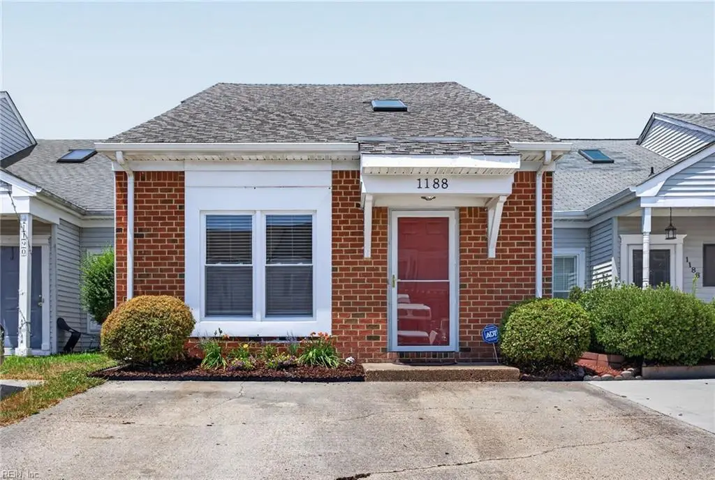 1188 Hillock Crossing, Virginia Beach, VA 23455 - #1