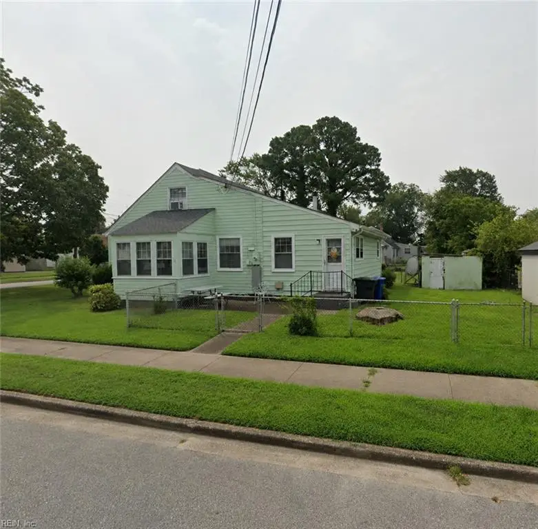 1100 17th Street, Newport News, VA 23607 - #1