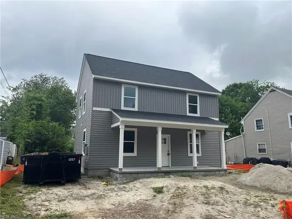 5 Barney Place, Portsmouth, VA 23702