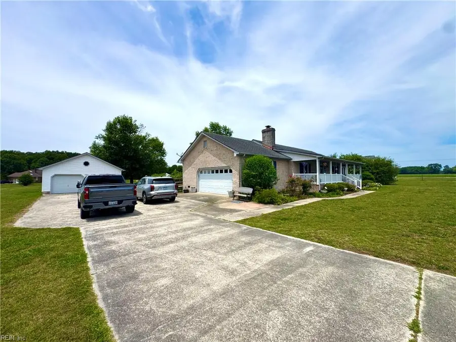 23104 Storys Station Rd, Courtland, VA 23837 - #2
