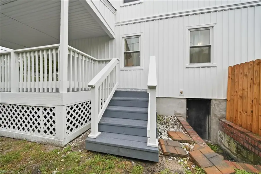 802 W Ocean View Avenue, Norfolk, VA 23503 - #3