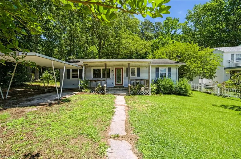 196 Beach Drive, Hartfield, VA 23071 - #1