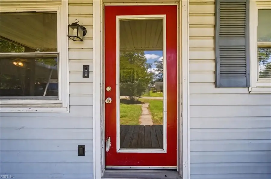 196 Beach Drive, Hartfield, VA 23071 - #3