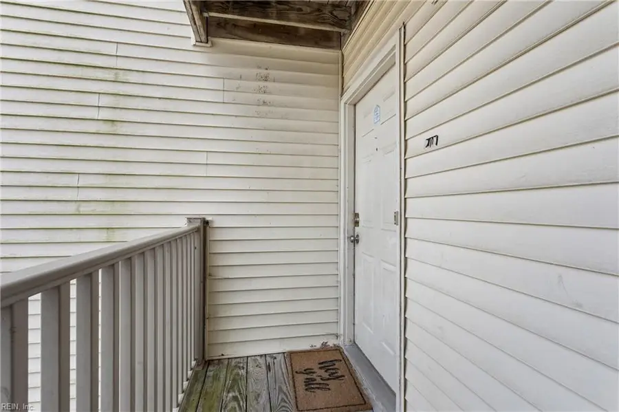 541 Pineland Circle #201, Newport News, VA 23608 - #3