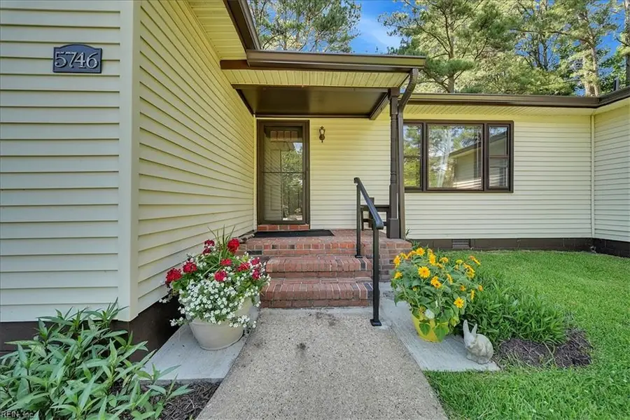 5746 Burbank Court #801, Norfolk, VA 23502 - #2