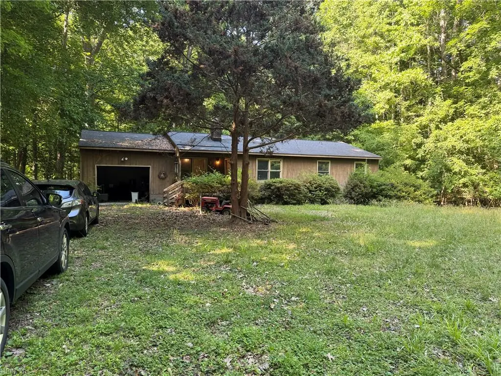 2805 Island Road, Gloucester, VA 23061 - #1