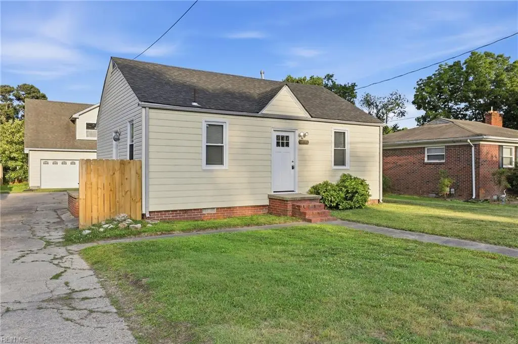 1404 Willow Avenue, Chesapeake, VA 23325 - #1