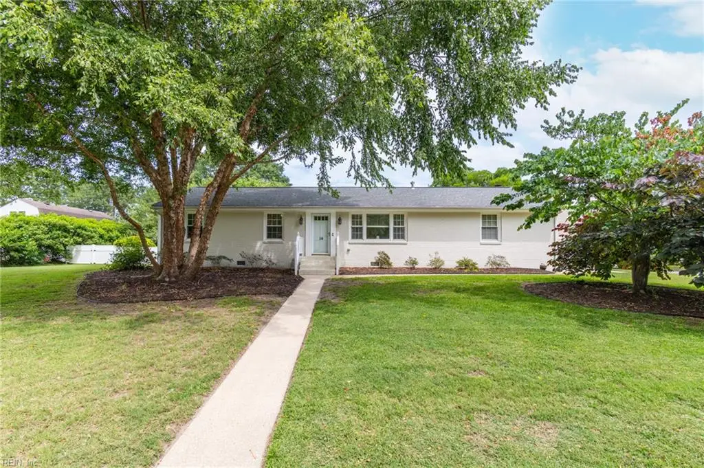 114 Bobby Jones Drive, Portsmouth, VA 23701 - #1