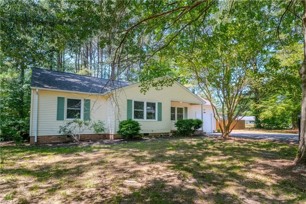 6464 Meadow Drive, Gloucester, VA 23061 - #1
