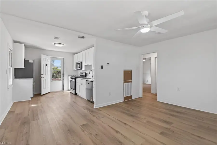 2505 Lofurno Road, Chesapeake, VA 23323 - #3