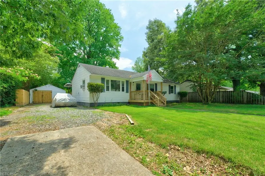 20 Woodhaven Road, Newport News, VA 23608 - #2