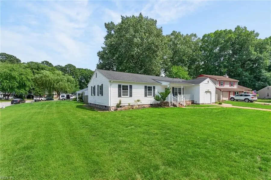 601 Musket Court, Newport News, VA 23602 - #3