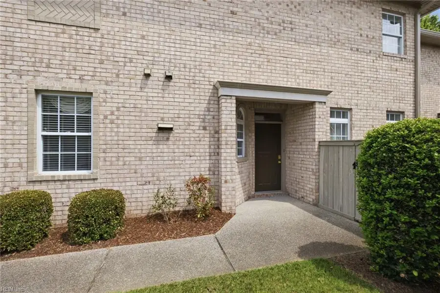 1728 Honorary Court, Virginia Beach, VA 23454 - #3