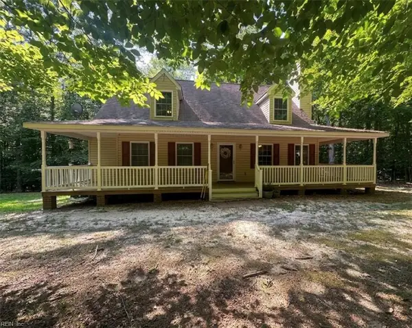 8811 Chipsin Path, Gloucester, VA 23061