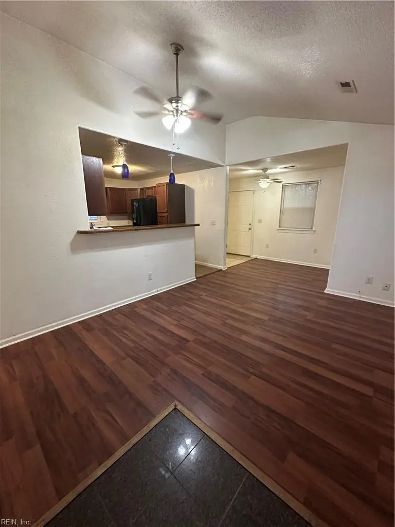 416 Pleasant Street, Suffolk, VA 23434 - #2