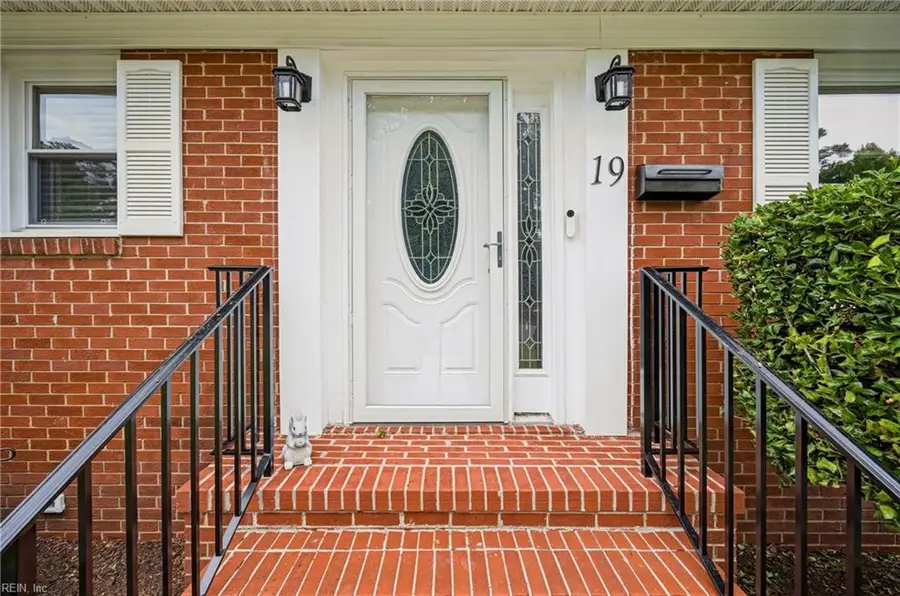 19 Omera Place, Hampton, VA 23666 - #3