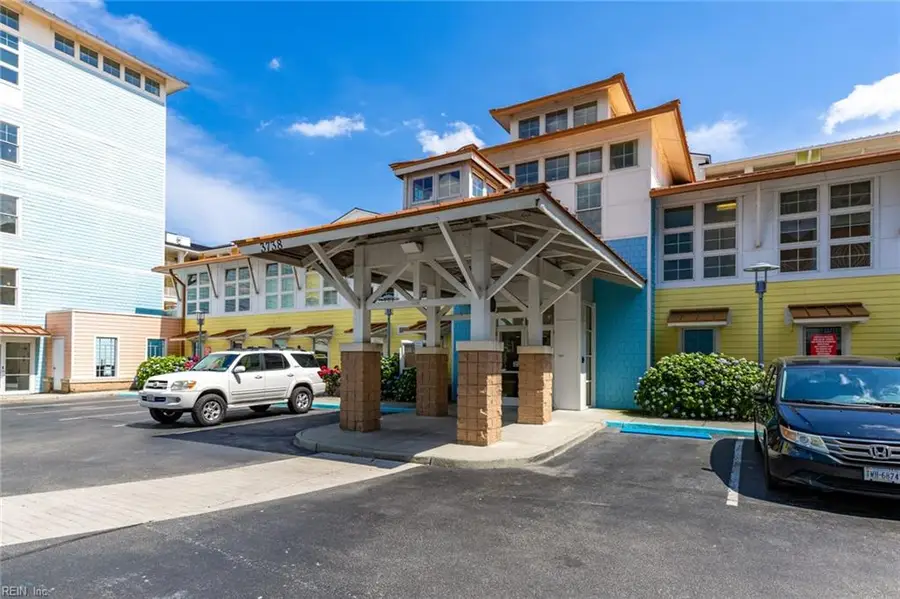 3738 Sandpiper Road #426B, Virginia Beach, VA 23456 - #3