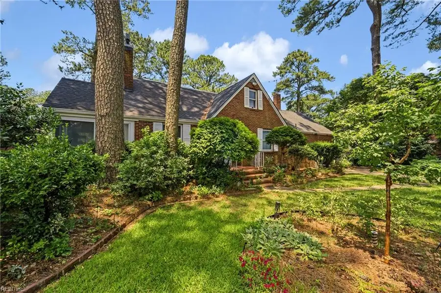 8591 Margaret Avenue, Norfolk, VA 23503 - #2