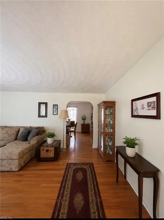 111 Goldcrest Drive, Chesapeake, VA 23325 - #2