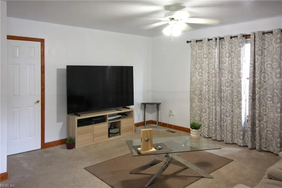 121 Broad Street, Portsmouth, VA 23707 - #2