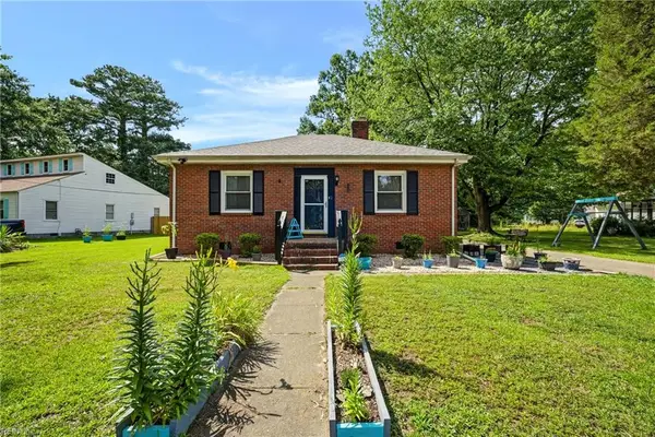 2204 Battery Park Road, Chesapeake, VA 23323