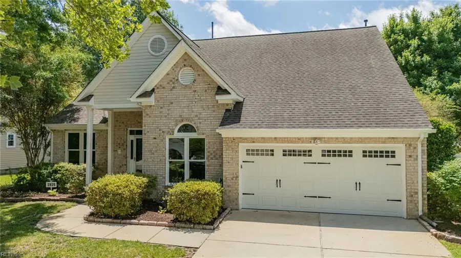 2829 Livingston Loop, Virginia Beach, VA 23456 - #2