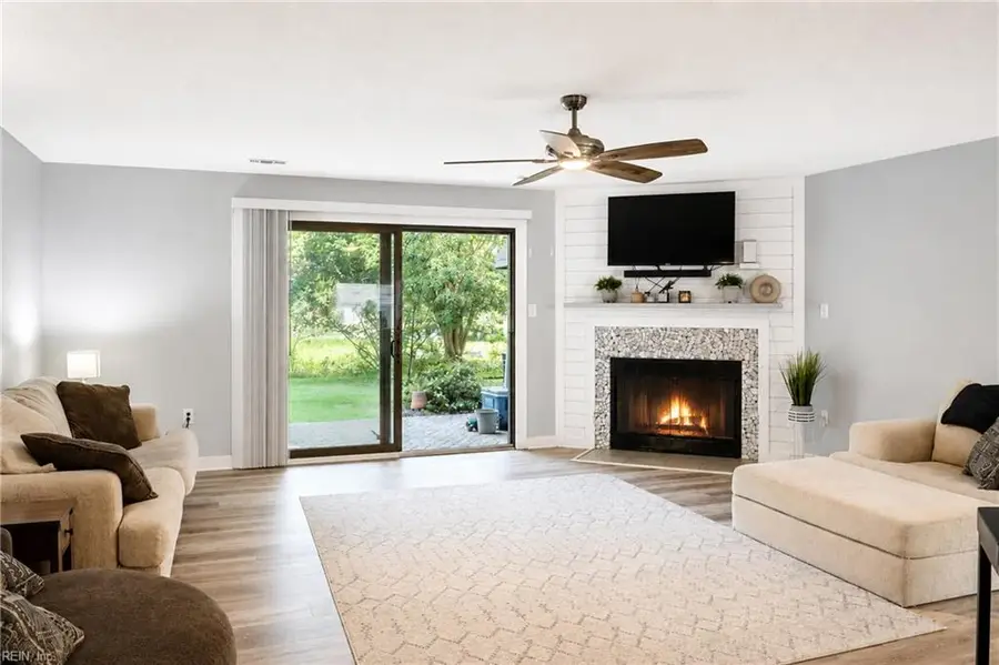 1850 Dockside Drive, Hayes, VA 23072 - #3
