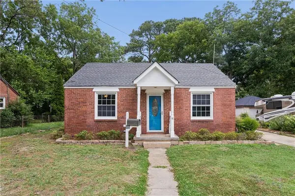 18 N Colin Drive, Portsmouth, VA 23701