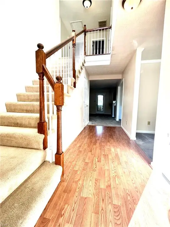 604 Aylesbury Drive, Newport News, VA 23608 - #2