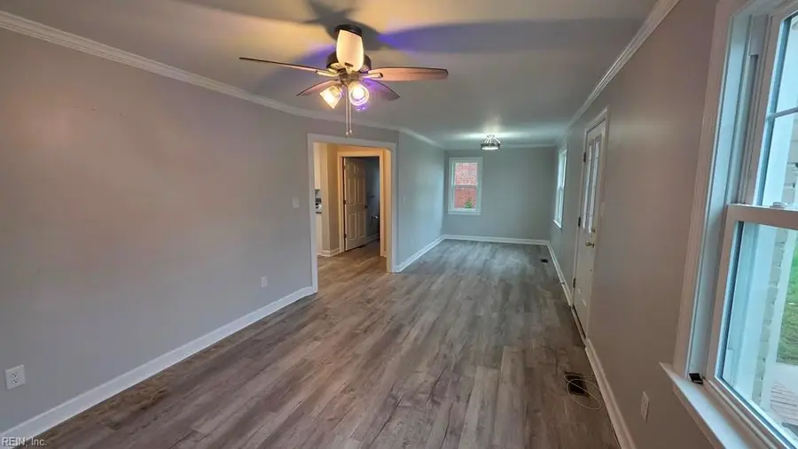 130 Burns Street, Hampton, VA 23669 - #3