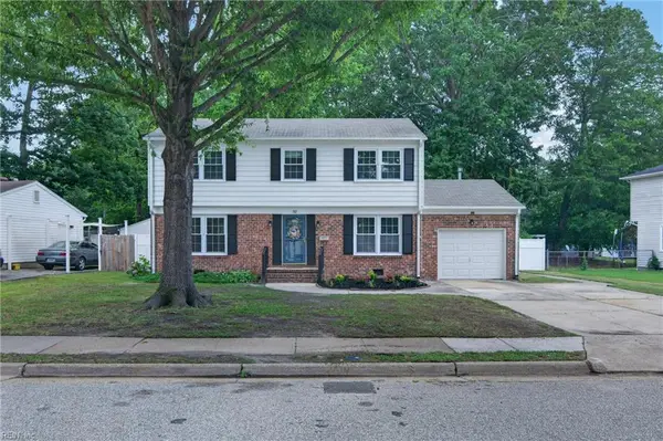 32 Ridgewood Parkway, Newport News, VA 23608