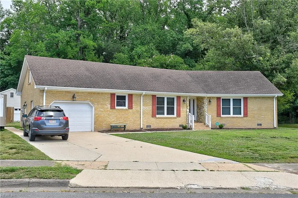 1537 Waterway Circle, Chesapeake, VA 23322 - #1