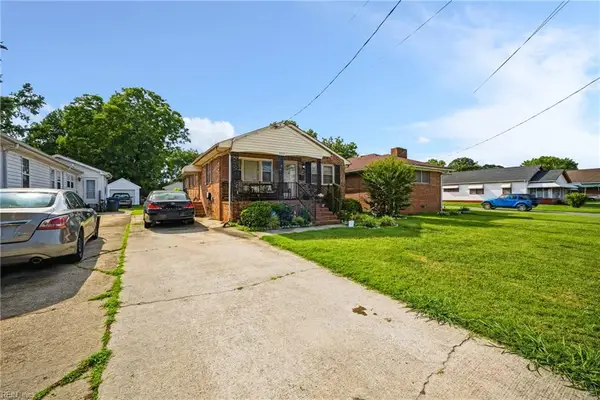 203 Maple Street, Suffolk, VA 23434