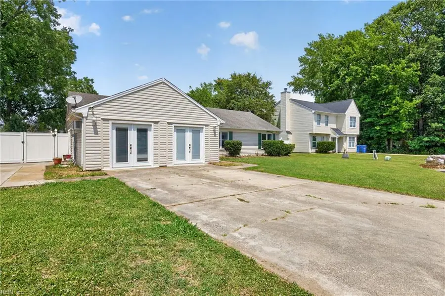 2704 Pendragon Court, Chesapeake, VA 23323 - #3