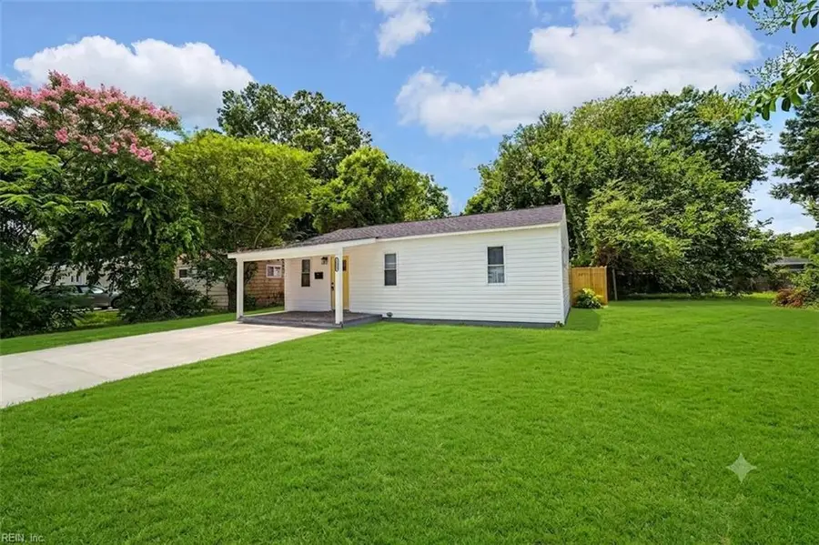 2600 Roanoke Avenue, Portsmouth, VA 23704 - #2