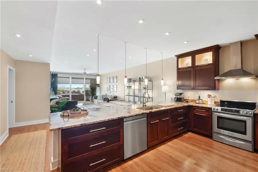 215 Brooke Avenue #510, Norfolk, VA 23510 - #3