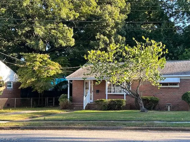 625 Beach View Street, Norfolk, VA 23503 - #1