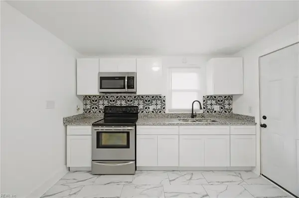 23 Emmons Place, Portsmouth, VA 23702