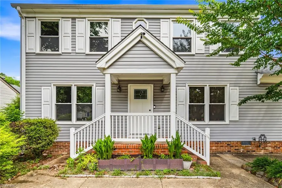 122 Michaels Woods Dr, Hampton, VA 23666 - #2