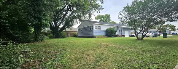 5 Matoaka Lane, Newport News, VA 23606
