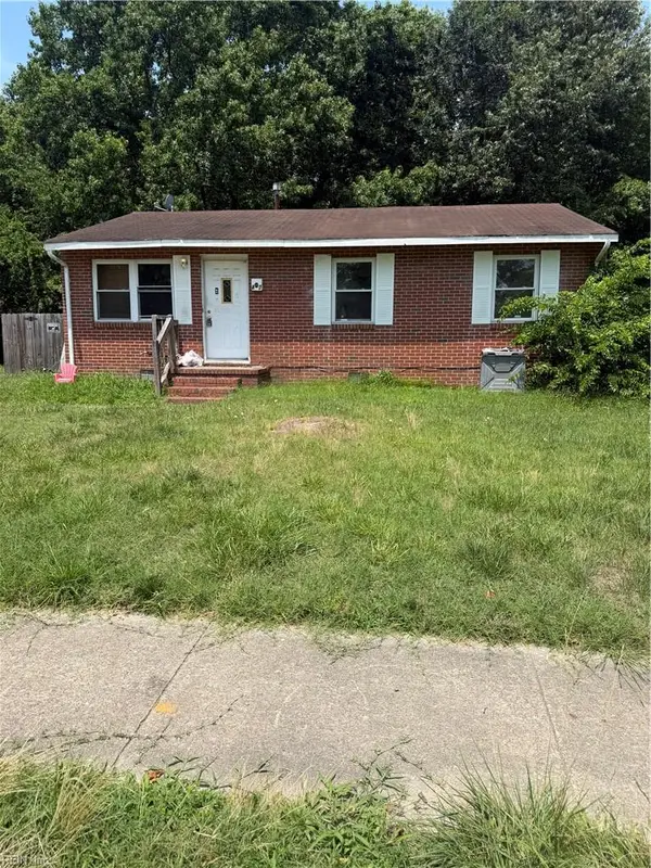 47 Lacrosse St Street, Hampton, VA 23663